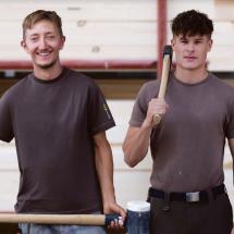 Nick Platz und Jérome Kaufmann (Hector Egger Holzbau AG)